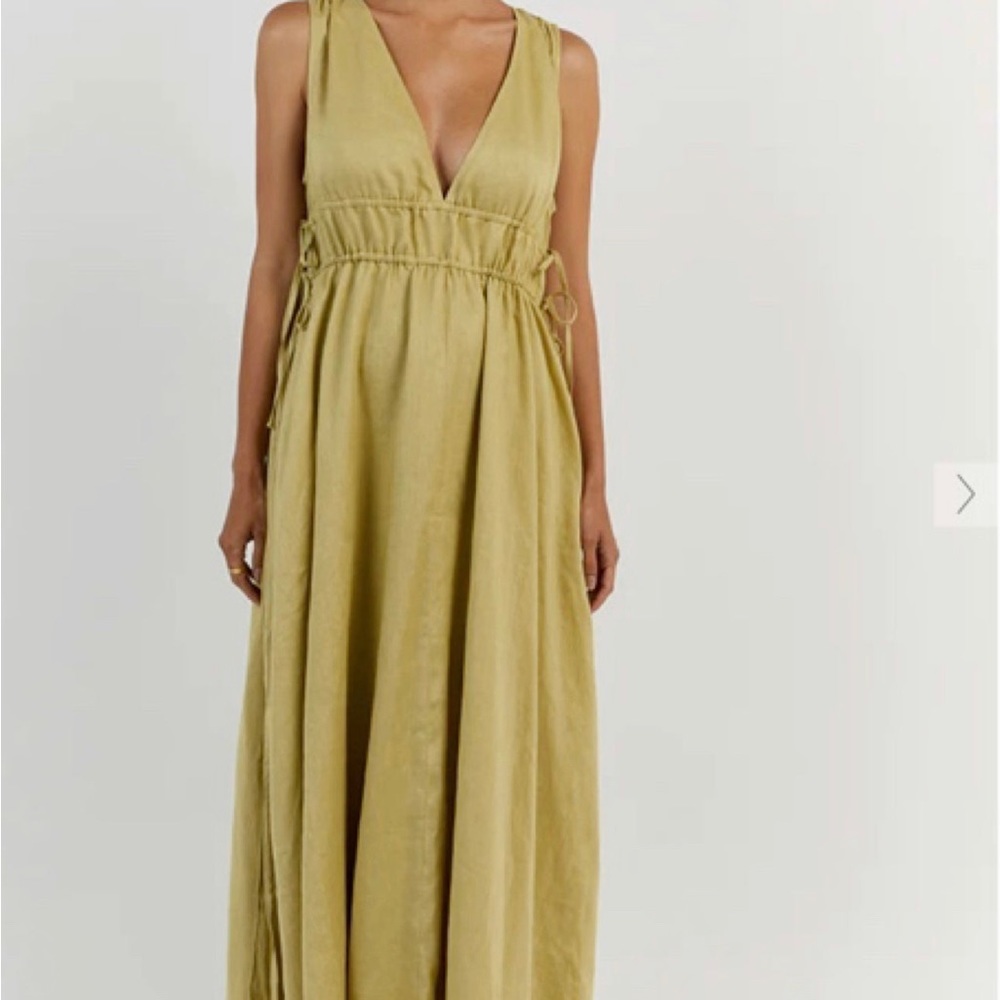 DISSH Pia Linen Maxi Dress
